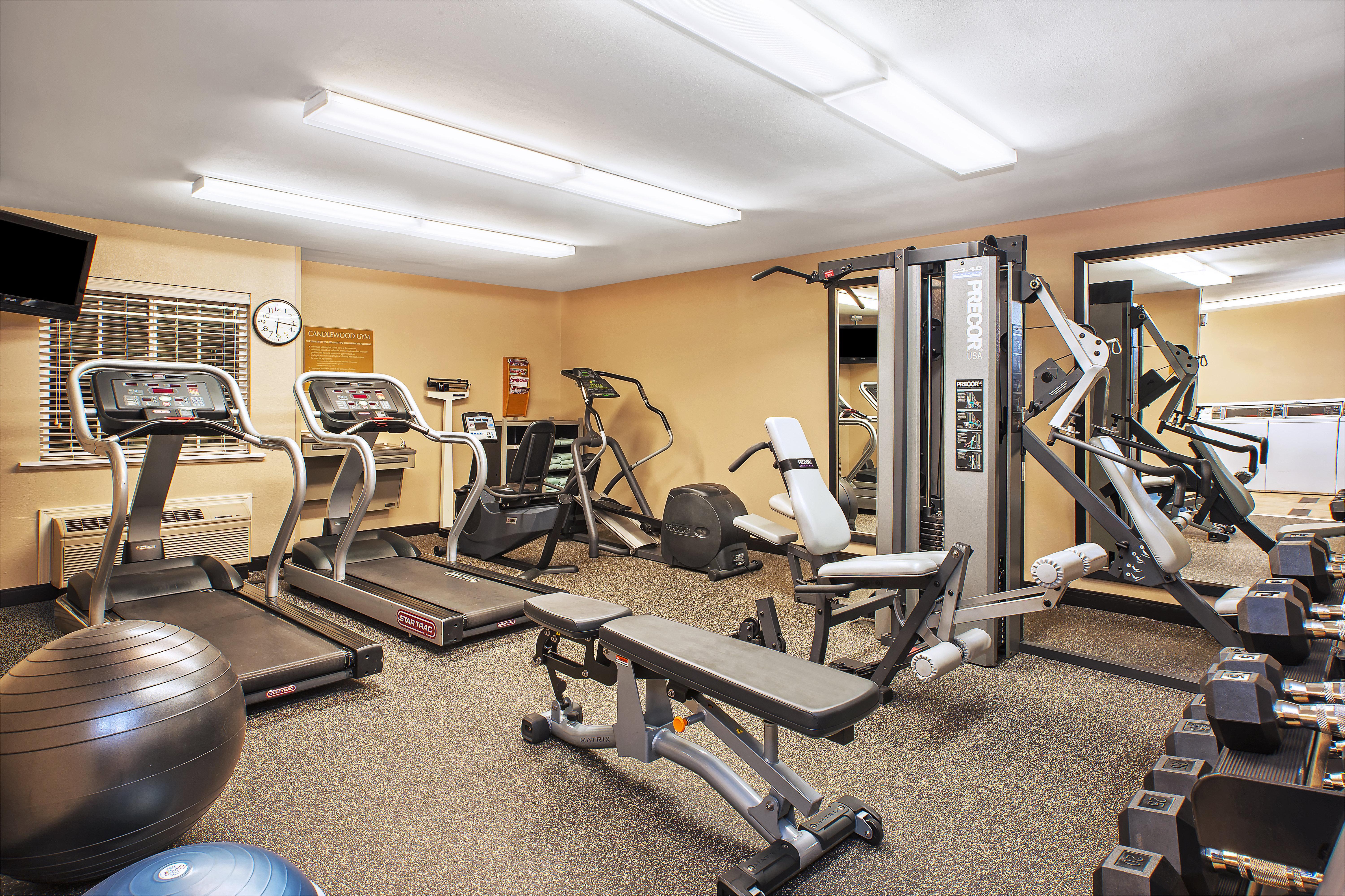Candlewood Northeast By Ihg Hotel
