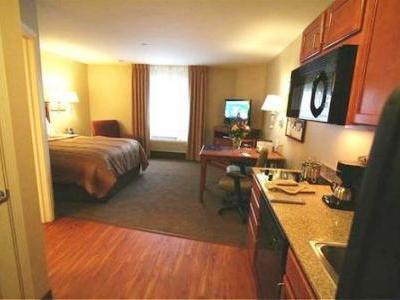 Hotel Candlewood Northeast By Ihg