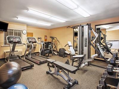 Candlewood Northeast By Ihg Hotel 2*